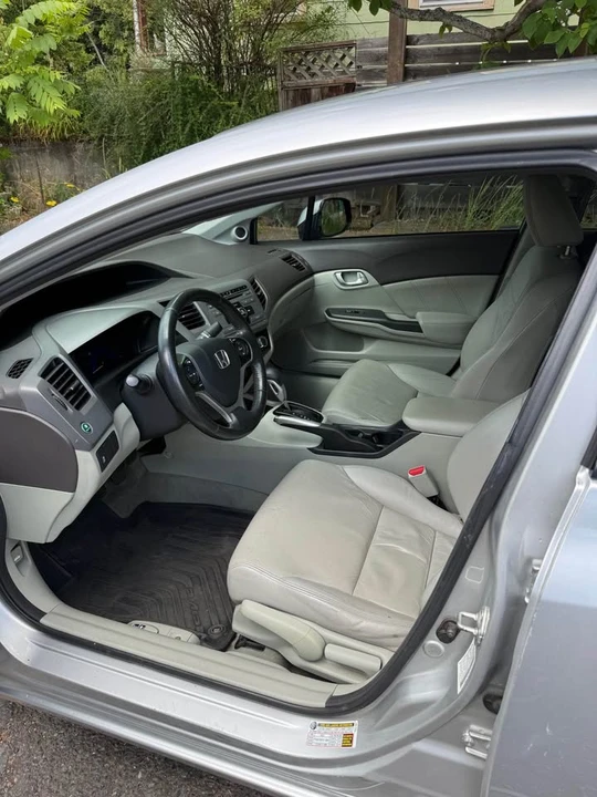 2012 Honda Civic 9th Gen - Image 7 of 13