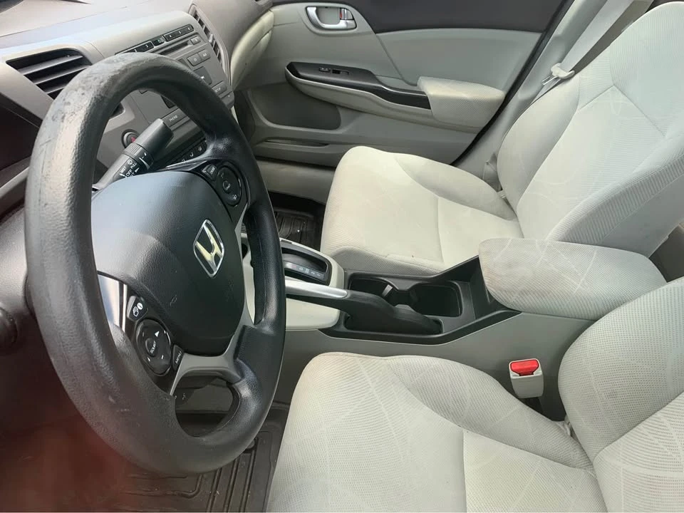 2012 Honda Civic 9th Gen - Image 3 of 12