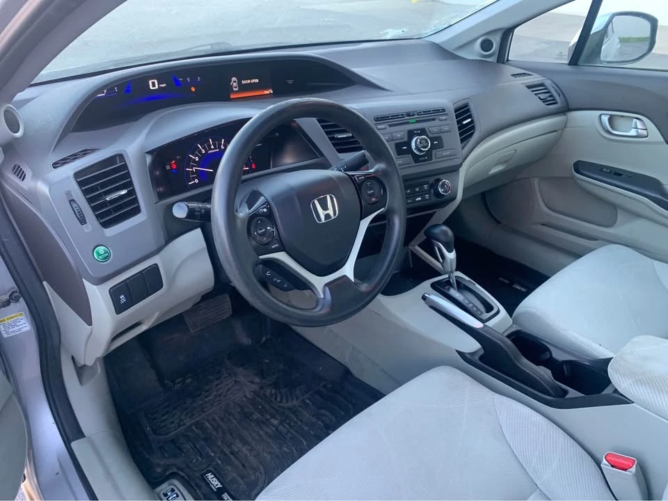 2012 Honda Civic 9th Gen - Image 9 of 12