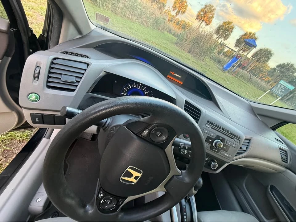 2012 Honda Civic 9th Gen - Image 6 of 16