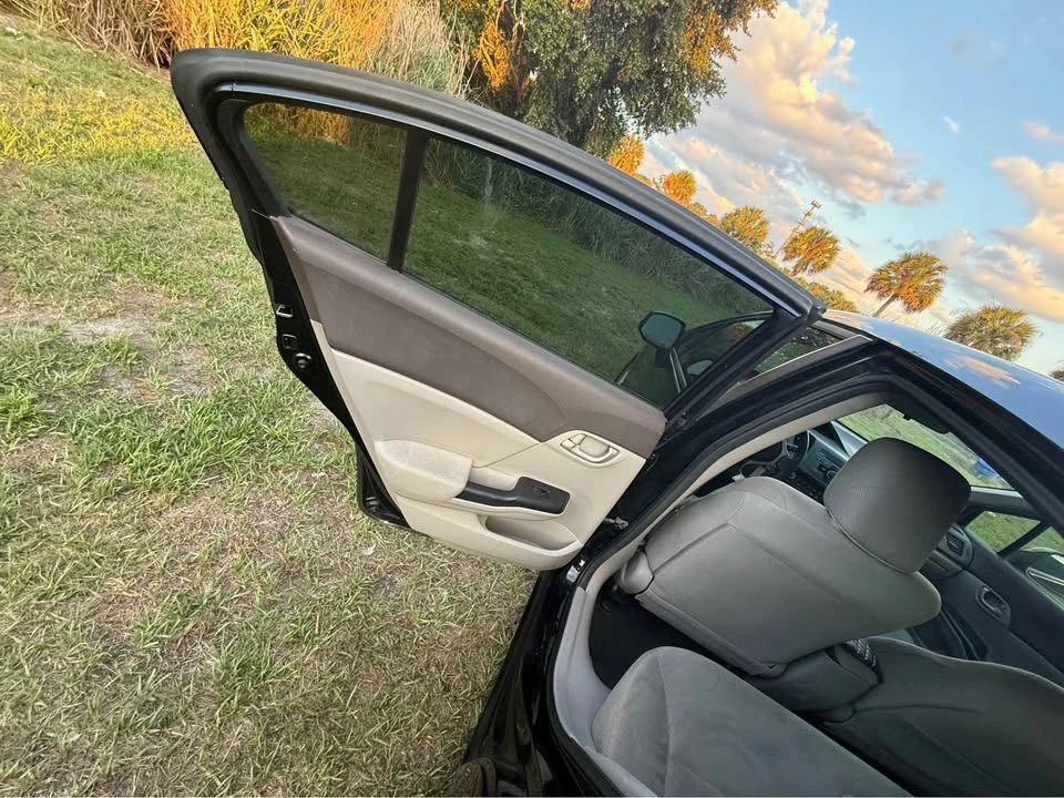 2012 Honda Civic 9th Gen - Image 16 of 16