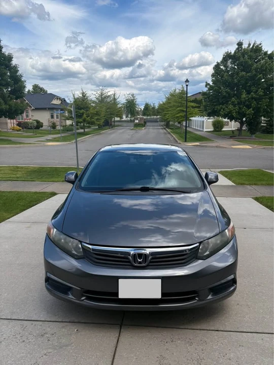 2012 Honda Civic 9th Gen - Image 2 of 18