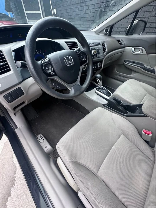 2012 Honda Civic 9th Gen - Image 9 of 18