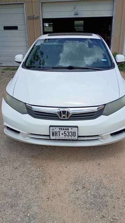 2012 Honda Civic 9th Gen - Image 2 of 8