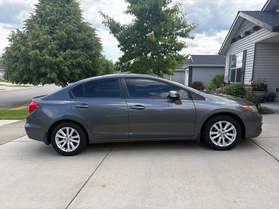 2012 Honda Civic 9th Gen - Image 8 of 18