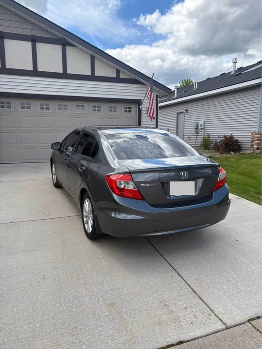 2012 Honda Civic 9th Gen - Image 5 of 18