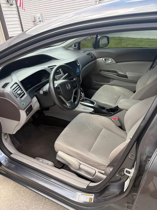 2012 Honda Civic 9th Gen - Image 10 of 18