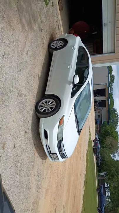 2012 Honda Civic 9th Gen - Image 3 of 8