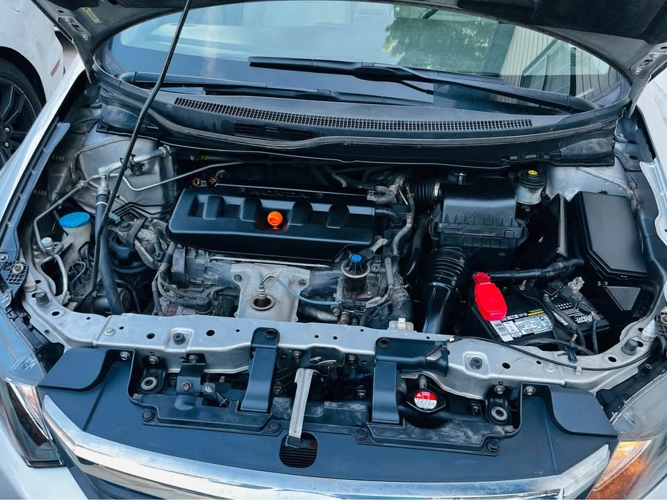 2012 Honda Civic 9th Gen - Image 2 of 8