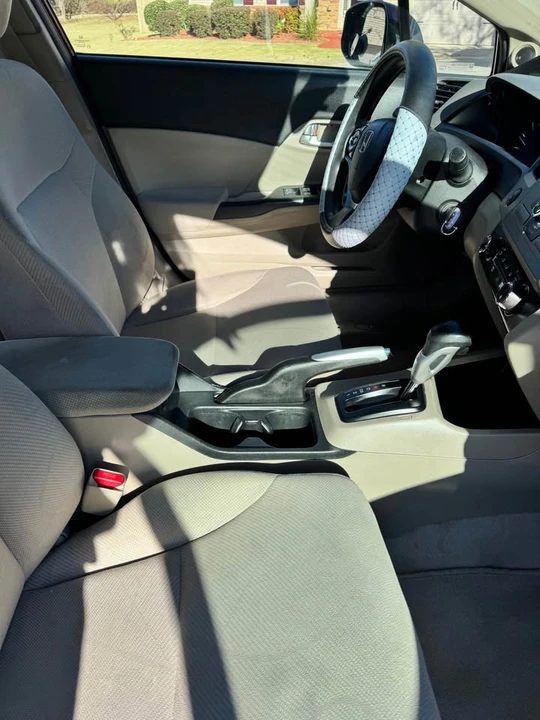 2012 Honda Civic 9th Gen - Image 3 of 4