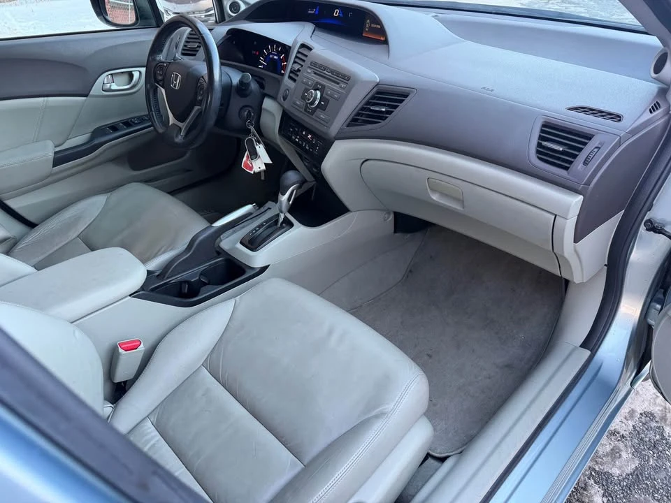 2012 Honda Civic 9th Gen - Image 16 of 20
