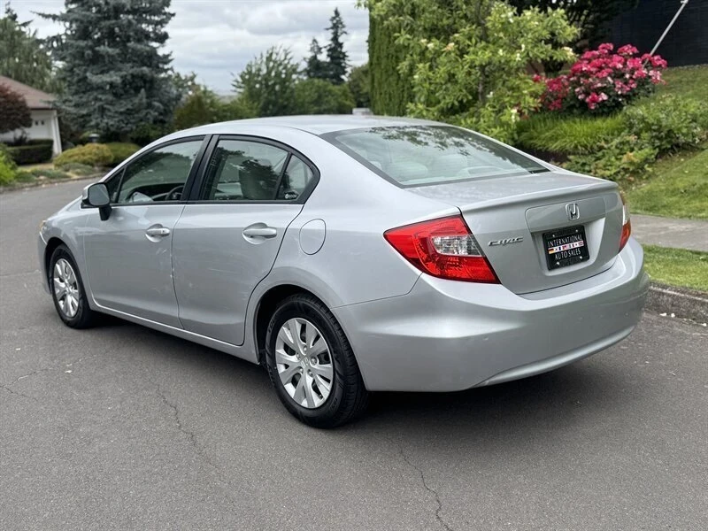 2012 Honda Civic 9th Gen - Image 3 of 12