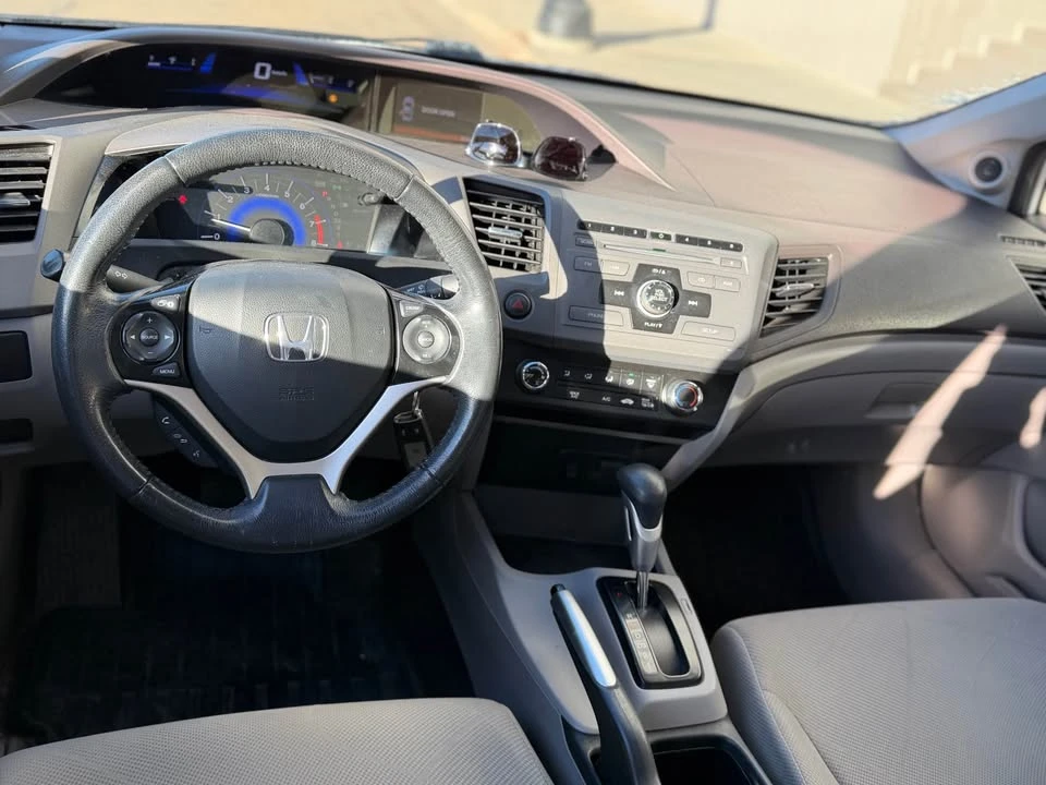 2012 Honda Civic 9th Gen - Image 10 of 13