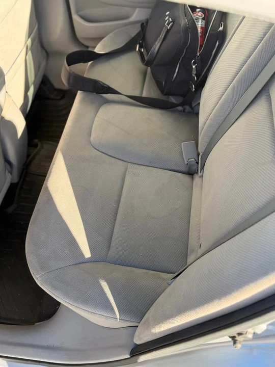 2012 Honda Civic 9th Gen - Image 9 of 13