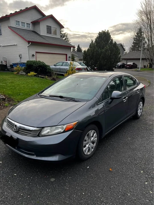 2012 Honda Civic 9th Gen - Image 2 of 10