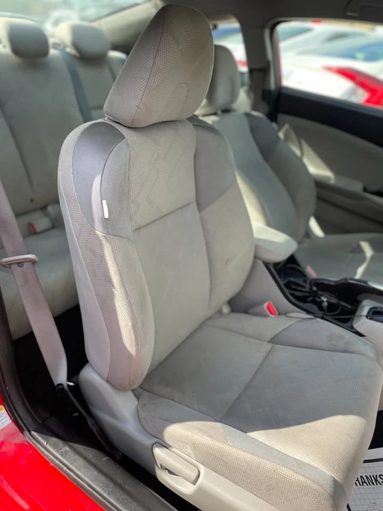 2012 Honda Civic 9th Gen - Image 9 of 18