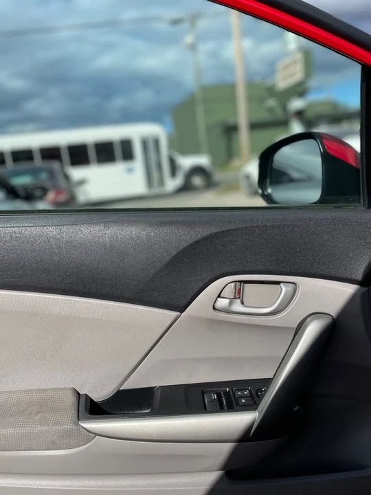 2012 Honda Civic 9th Gen - Image 11 of 18