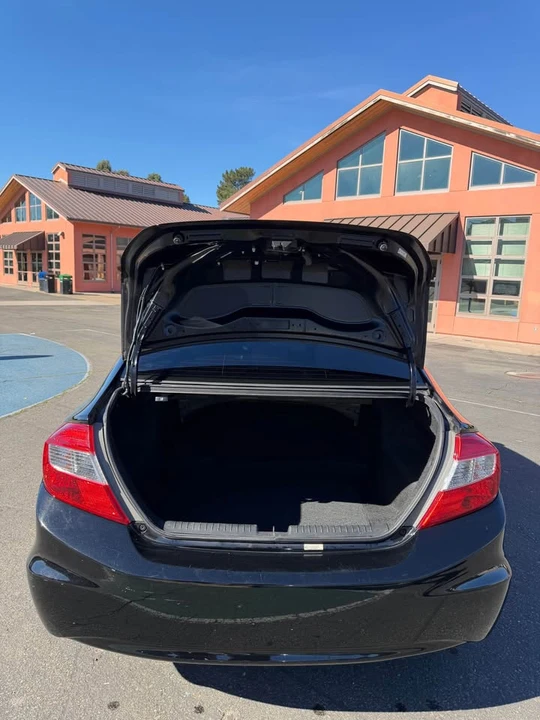 2012 Honda Civic 9th Gen - Image 5 of 10