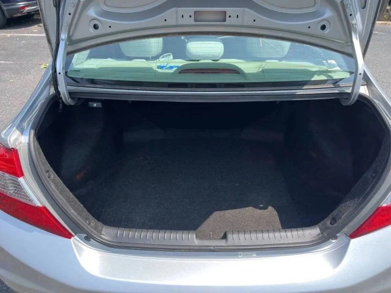 2012 Honda Civic 9th Gen - Image 8 of 12