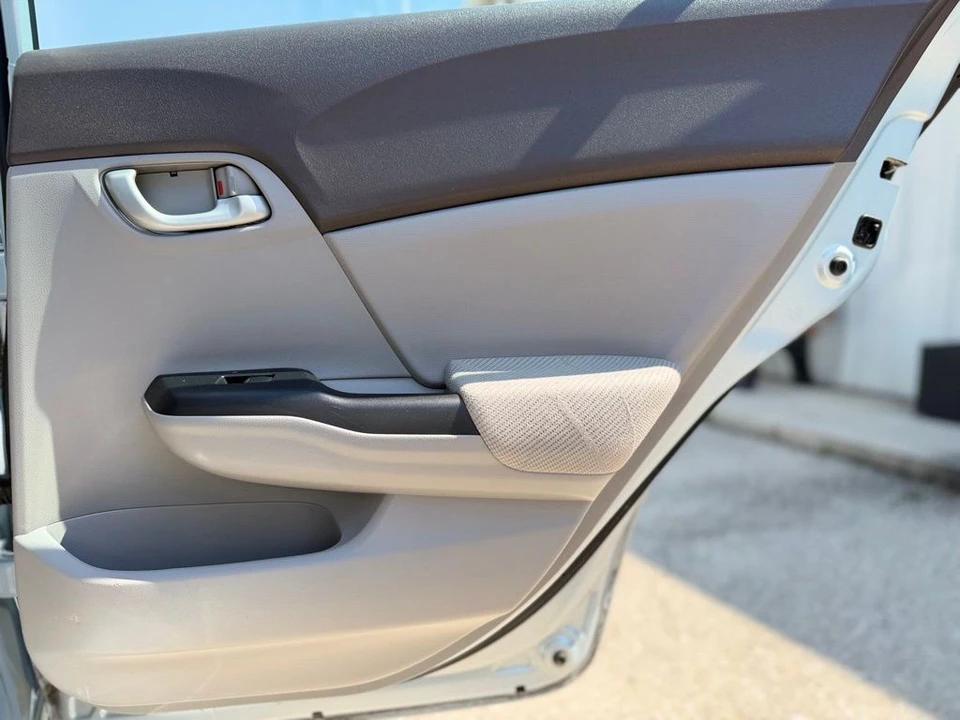2012 Honda Civic 9th Gen - Image 22 of 29