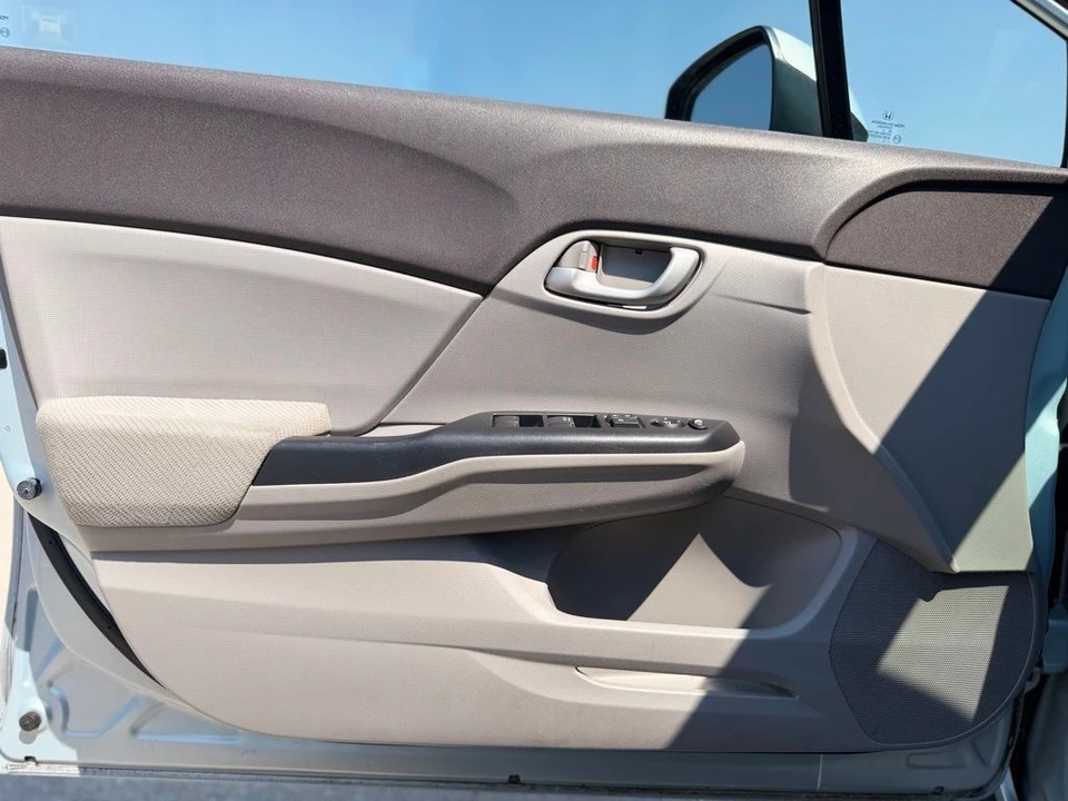 2012 Honda Civic 9th Gen - Image 13 of 29