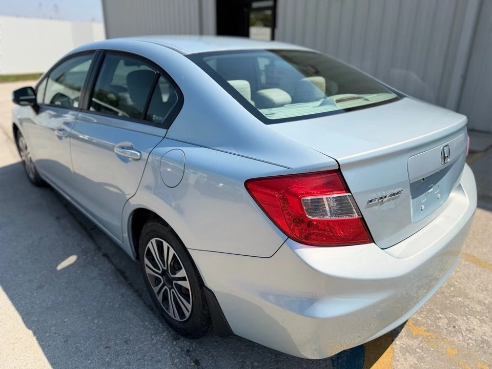 2012 Honda Civic 9th Gen - Image 3 of 29