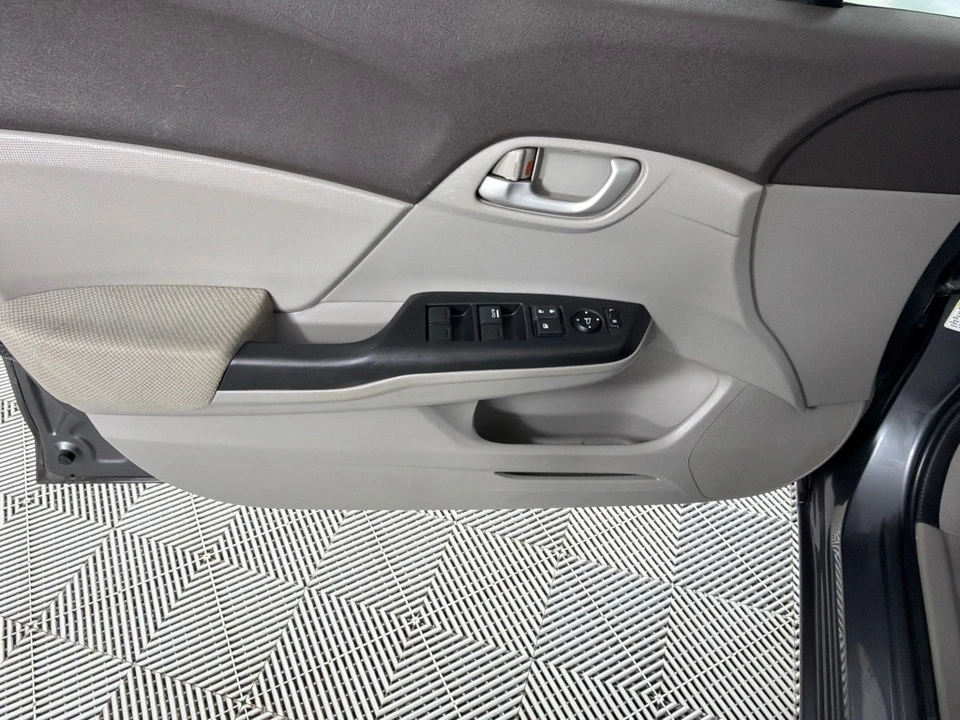 2012 Honda Civic 9th Gen - Image 10 of 24