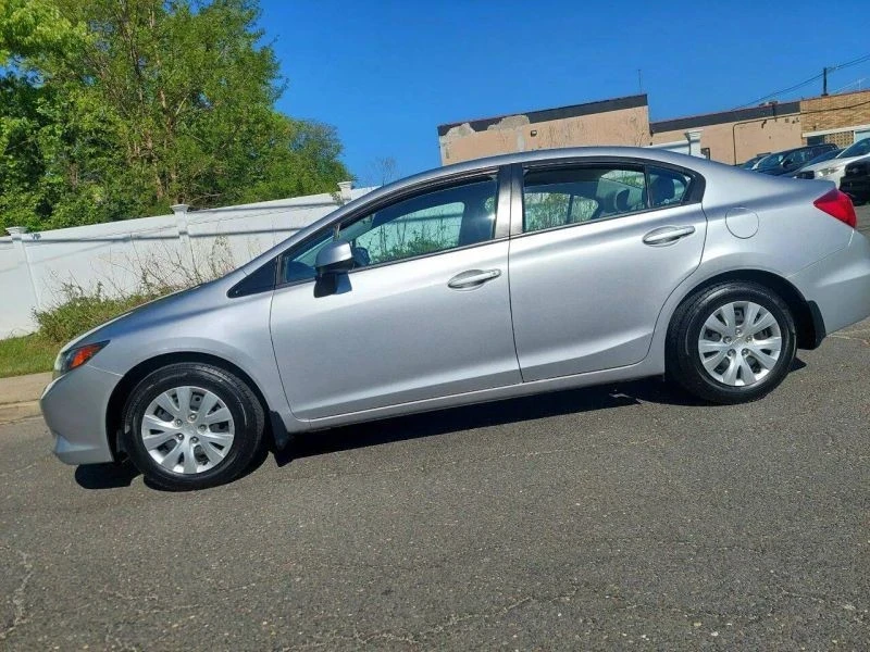 2012 Honda Civic 9th Gen - Image 5 of 12