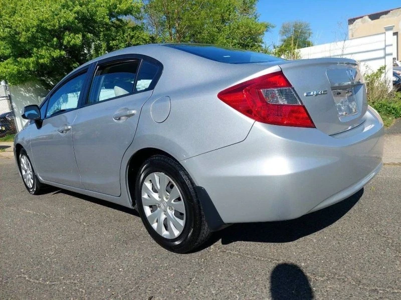 2012 Honda Civic 9th Gen - Image 9 of 12