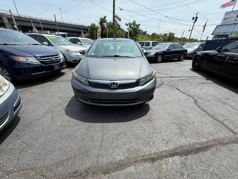 2012 Honda Civic 9th Gen - Image 2 of 12