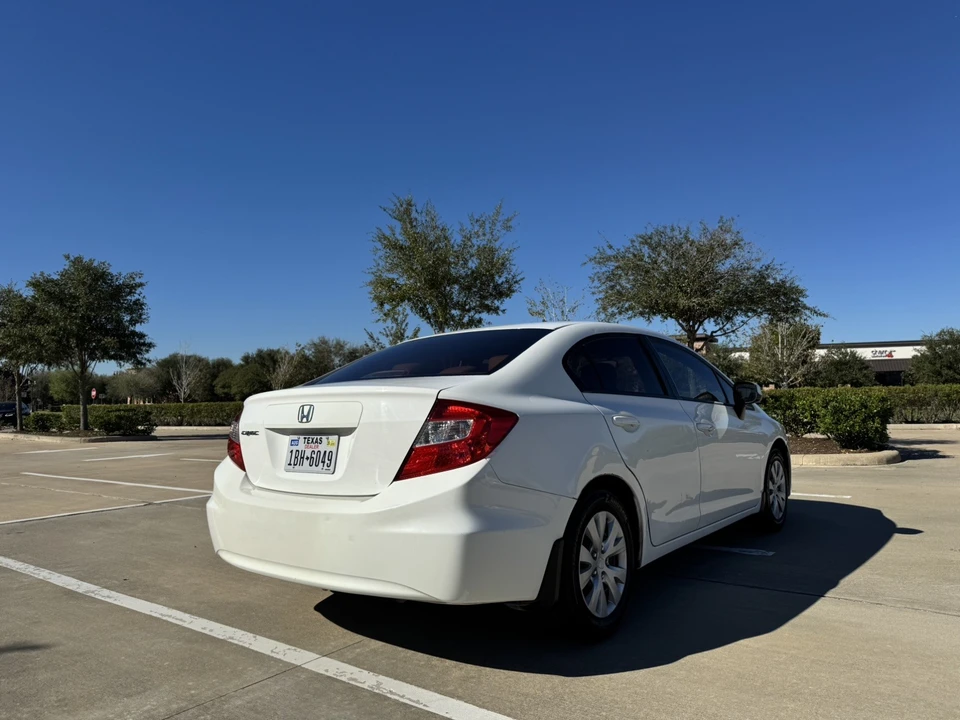 2012 Honda Civic 9th Gen - Image 11 of 30