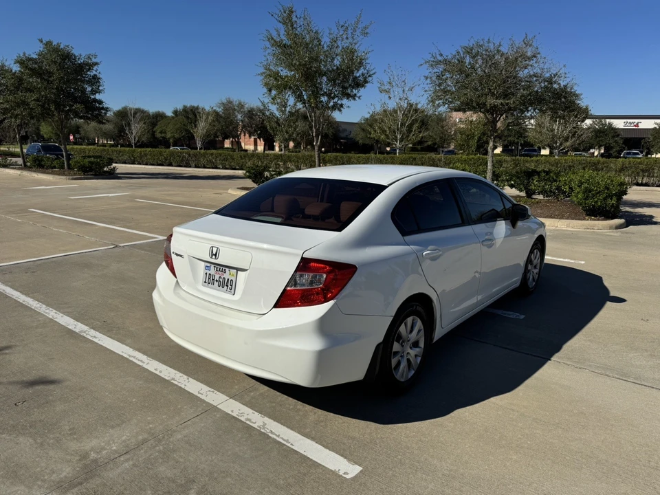 2012 Honda Civic 9th Gen - Image 4 of 30