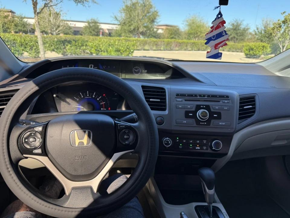 2012 Honda Civic 9th Gen - Image 19 of 30