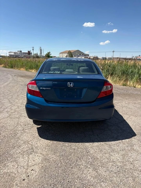 2012 Honda Civic 9th Gen - Image 5 of 12