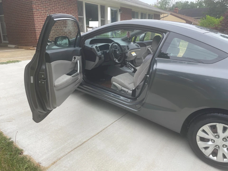 2012 Honda Civic 9th Gen - Image 9 of 21