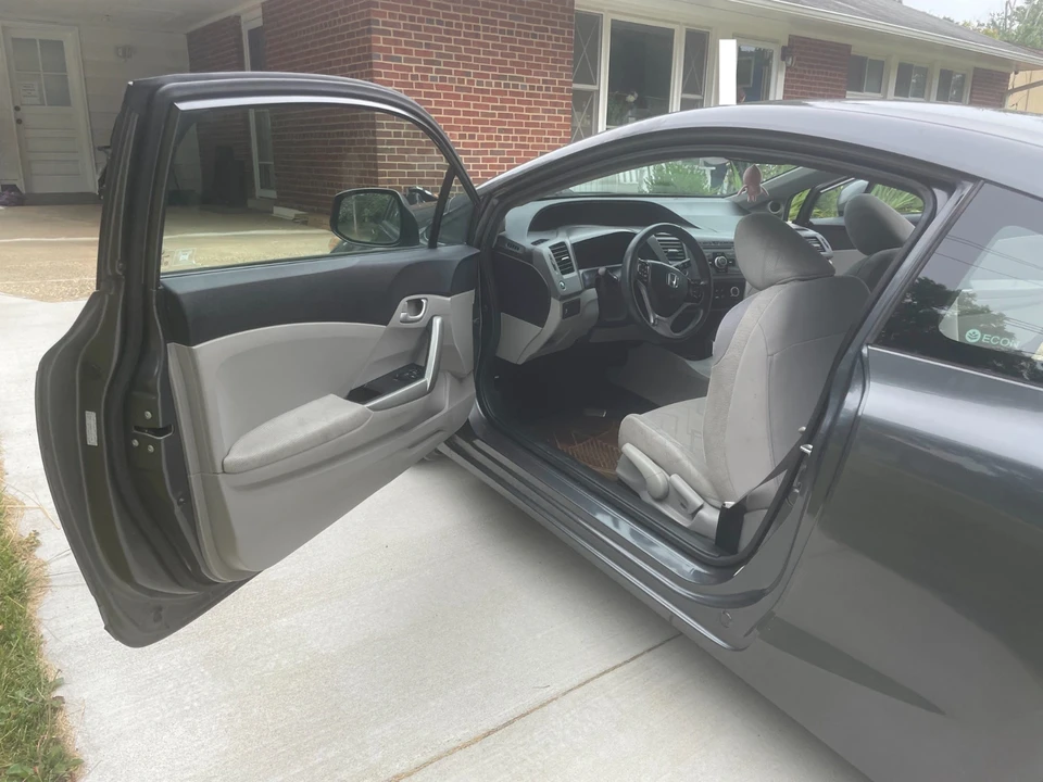 2012 Honda Civic 9th Gen - Image 11 of 21
