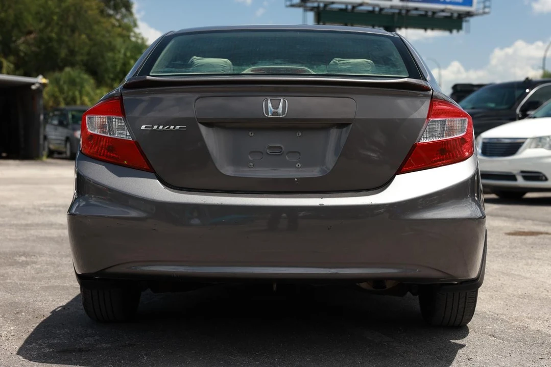 2012 Honda Civic 9th Gen - Image 7 of 31
