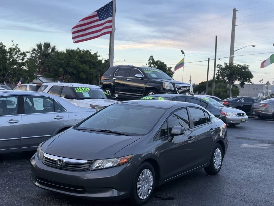 2012 Honda Civic 9th Gen - Image 5 of 21