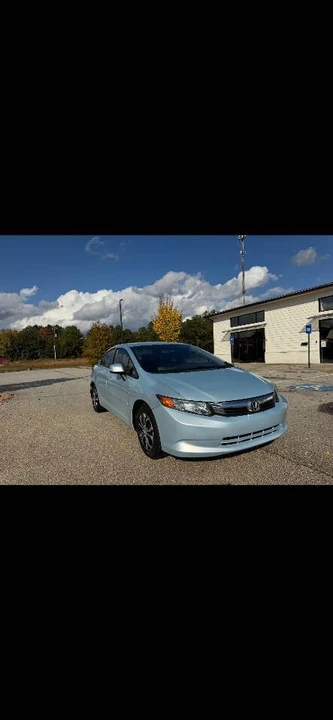 2012 Honda Civic 9th Gen - Image 2 of 9