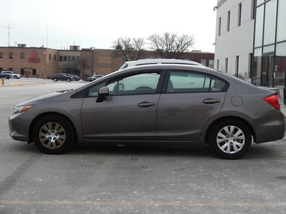 2012 Honda Civic 9th Gen - Image 10 of 12
