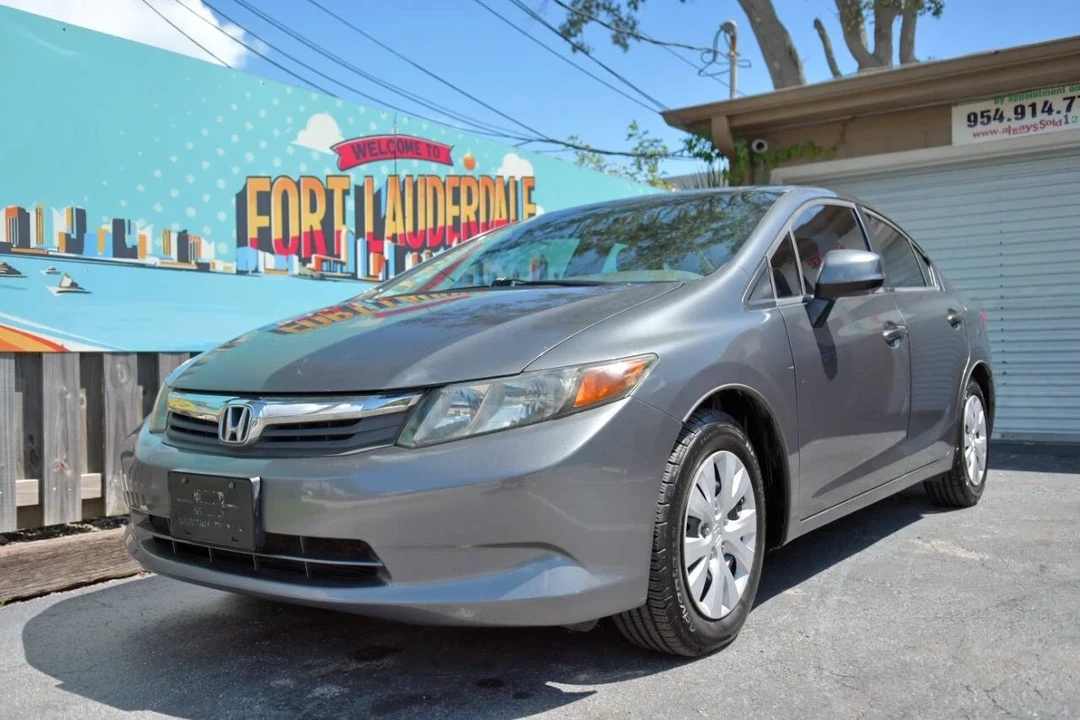 2012 Honda Civic 9th Gen - Image 4 of 12