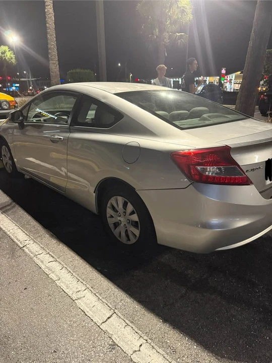 2012 Honda Civic 9th Gen - Image 3 of 10