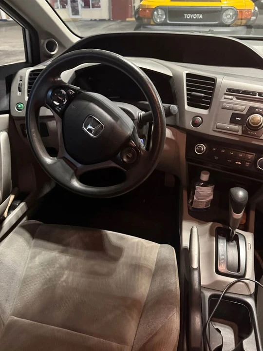2012 Honda Civic 9th Gen - Image 8 of 10