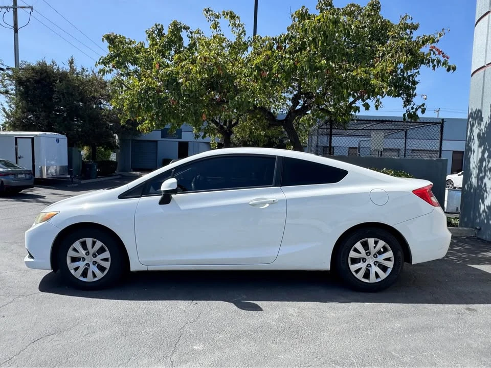 2012 Honda Civic 9th Gen - Image 3 of 10