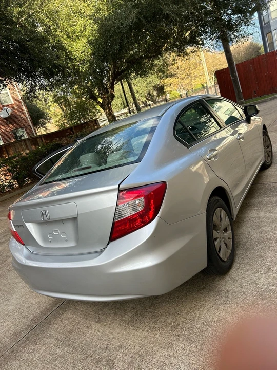 2012 Honda Civic 9th Gen - Image 9 of 21