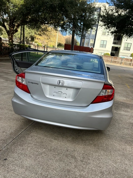 2012 Honda Civic 9th Gen - Image 7 of 21