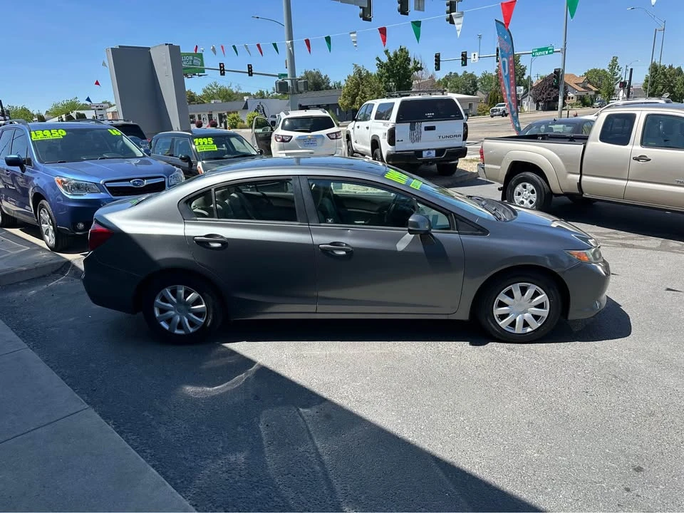 2012 Honda Civic 9th Gen - Image 2 of 18