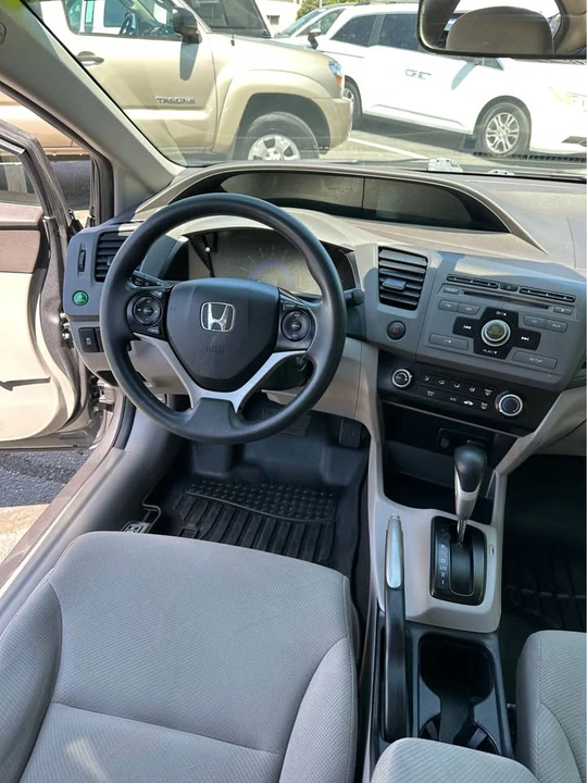 2012 Honda Civic 9th Gen - Image 14 of 18