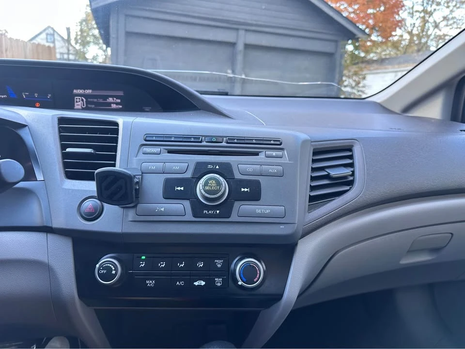 2012 Honda Civic 9th Gen - Image 6 of 9