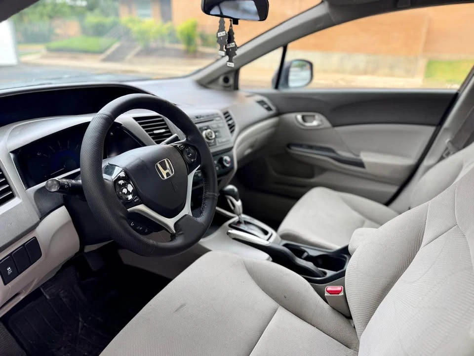 2012 Honda Civic 9th Gen - Image 10 of 11